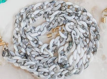 Load image into Gallery viewer, London Lane Marbled Mask Lanyard