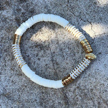 Load image into Gallery viewer, London Lane Rome Heishi Bracelet 6mm