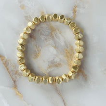 Load image into Gallery viewer, London Lane Golden Nugget Bracelet 6mm